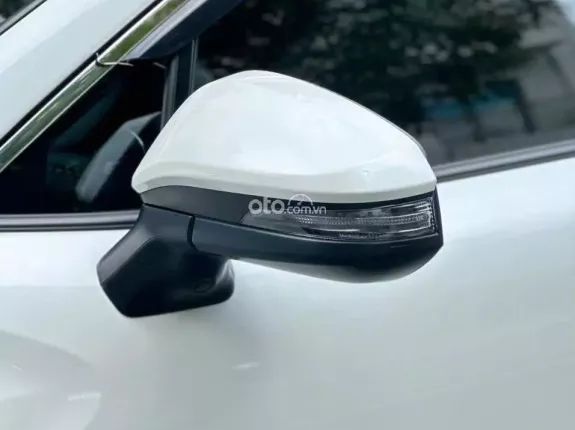 Toyota Corolla Cross 1.8 V  2024 - Xe 1 chủ, zin nguyên, trang bị an toàn Toyota Safety Sense