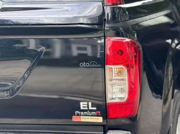 Nissan Navara EL 2.5 AT 2019 - Trang bị an toàn đầy đủ, hỗ trợ ngân hàng 70%