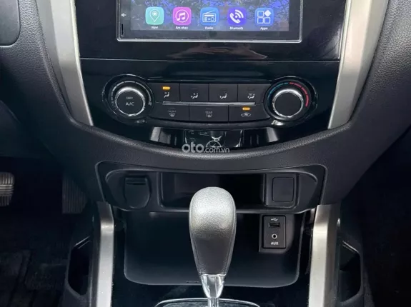 Nissan Navara EL 2.5 AT 2019 - Trang bị an toàn đầy đủ, hỗ trợ ngân hàng 70%