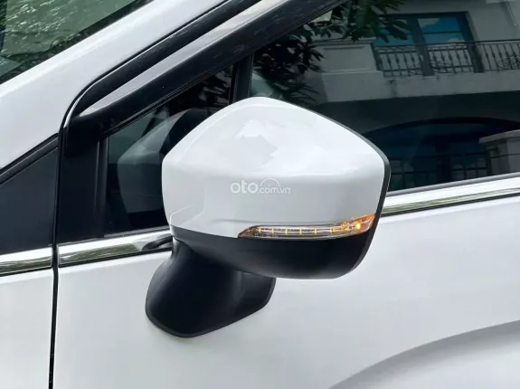 Mitsubishi Xpander AT Premium 2025 - 1.5AT nhập Indonesia, odo 19900km, full option, màn hình 9 inch