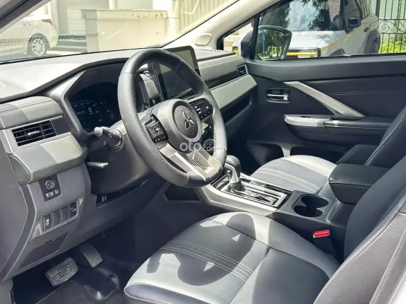 Mitsubishi Xpander AT Premium 2025 - 1.5AT nhập Indonesia, odo 19900km, full option, màn hình 9 inch