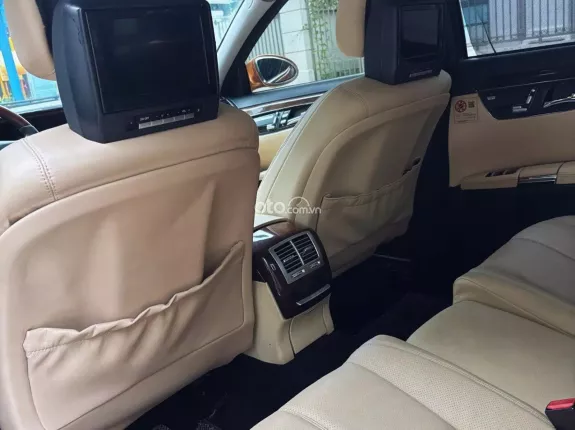 Mercedes-Benz S500 2008 - Trang bị nhiều phụ kiện