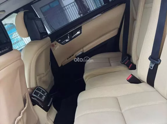 Mercedes-Benz S500 2008 - Trang bị nhiều phụ kiện