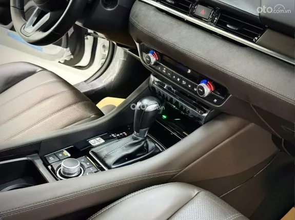 Mazda 6 2.5L Signature Premium 2023 - Đẳng Cấp Sedan Hạng D