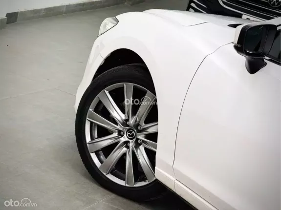 Mazda 6 2.5L Signature Premium 2023 - Đẳng Cấp Sedan Hạng D