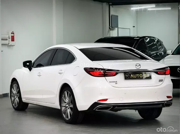 Mazda 6 2.5L Signature Premium 2023 - Đẳng Cấp Sedan Hạng D