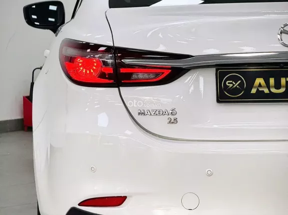 Mazda 6 2.5L Signature Premium 2023 - Đẳng Cấp Sedan Hạng D