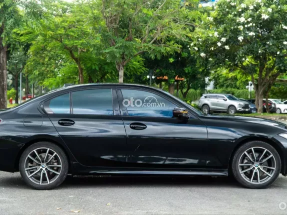 BMW 320i Sport Line 2024 - Siêu lướt 9.100km cực đẹp