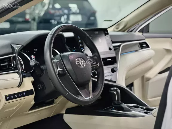 Toyota Camry 2.5HV 2022 - Model 2023 Siêu Lướt - Đẳng Cấp Chủ Tịch