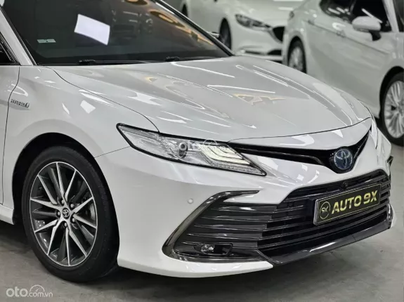 Toyota Camry 2.5HV 2022 - Model 2023 Siêu Lướt - Đẳng Cấp Chủ Tịch
