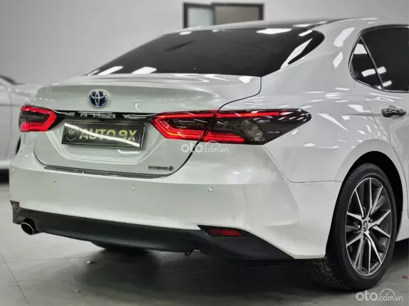 Toyota Camry 2.5HV 2022 - Model 2023 Siêu Lướt - Đẳng Cấp Chủ Tịch