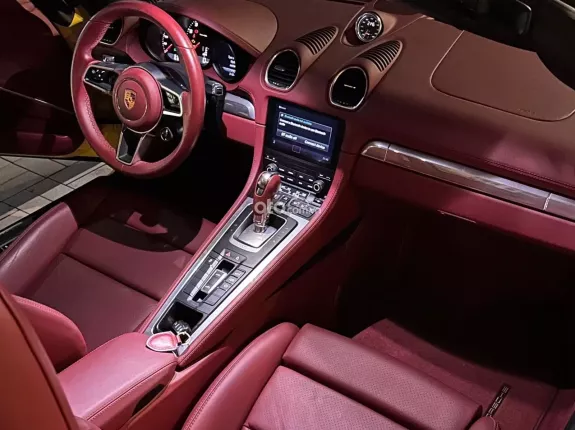 Porsche 718 Boxster 2024 - Siêu xe mui trần thể thao sang trọng