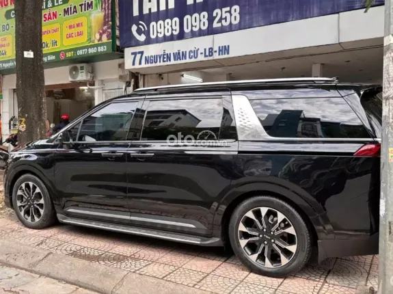 Kia Carnival 3.5G Signature 2022 - Xe biển Hà Nội. Full lịch sử hãng