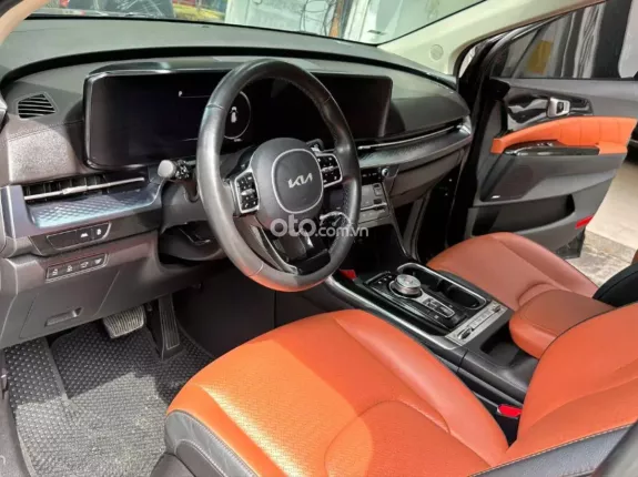 Kia Carnival 3.5G Signature 2022 - Xe biển Hà Nội. Full lịch sử hãng