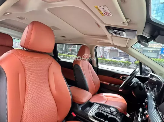 Kia Carnival 3.5G Signature 2022 - Xe biển Hà Nội. Full lịch sử hãng