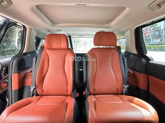 Kia Carnival 3.5G Signature 2022 - Xe biển Hà Nội. Full lịch sử hãng