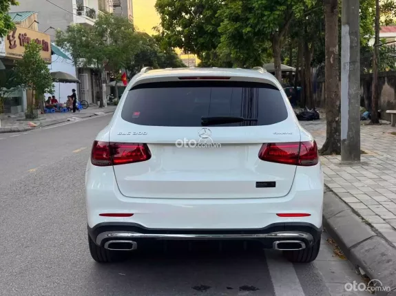 Mercedes-Benz GLC 300 4Matic 2021 - BAO ĐẬU BANK 70-90% (Ib Zalo tư vấn trực tiếp 24/7)