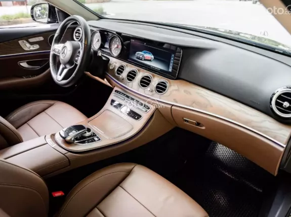 Mercedes-Benz E200 Exclusive 2019 - SIÊU LƯỚT SIÊU HOT