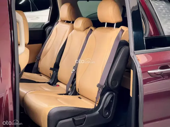 Kia Carnival 2.2D Premium 2022 - MODEL 2023 Siêu Lướt - Full lịch sử bảo dưỡng hãng