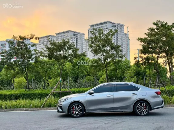 Kia Cerato 2.0 AT Premium 2021 - Model 2022, tư nhân chính chủ, options miên man