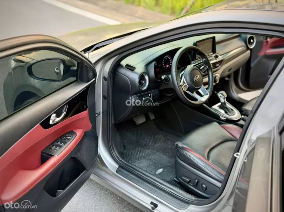 Kia Cerato 2.0 AT Premium 2021 - Model 2022, tư nhân chính chủ, options miên man