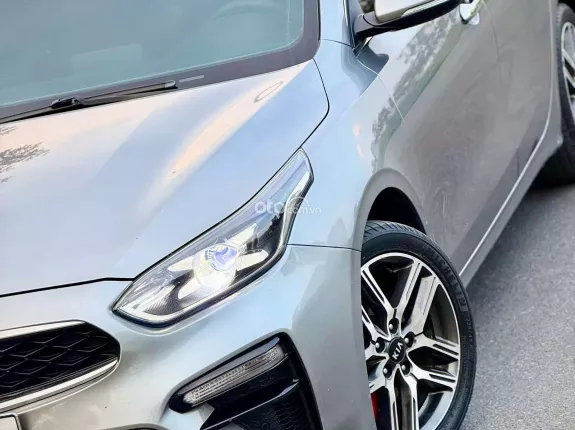 Kia Cerato 2.0 AT Premium 2021 - Model 2022, tư nhân chính chủ, options miên man
