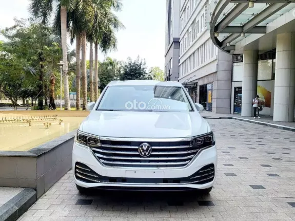 Volkswagen Viloran Luxury 2025 - 🎁 Giảm thêm tiền mặt & Tặng thêm phụ kiện khi liên hệ trực tiếp: 0979 753 204 Mr Thắng