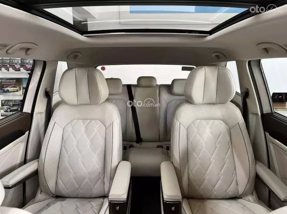 Volkswagen Viloran Luxury 2025 - 🎁 Giảm thêm tiền mặt & Tặng thêm phụ kiện khi liên hệ trực tiếp: 0979 753 204 Mr Thắng