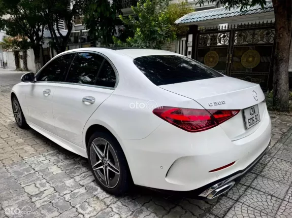 Mercedes-Benz C300 AMG 2022 - All New 2023 form mẫu mới