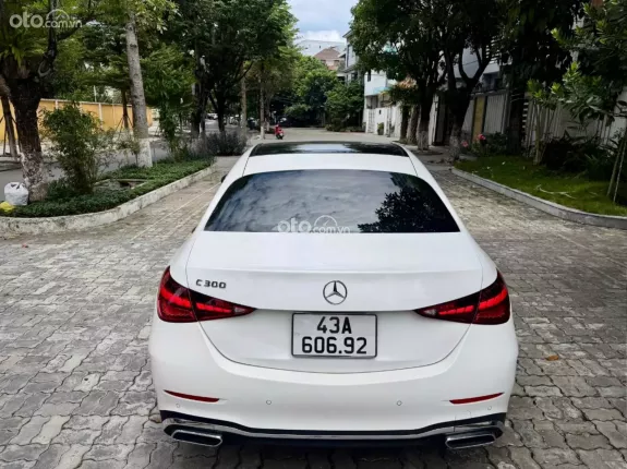 Mercedes-Benz C300 AMG 2022 - All New 2023 form mẫu mới