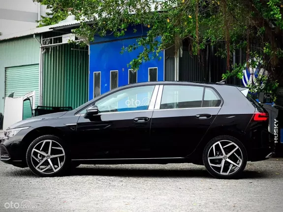 Volkswagen Golf 2024 - 🎁 Giảm thêm tiền mặt & Tặng thêm phụ kiện khi liên hệ trực tiếp! LH: 0979 753 204 Mr Thắng