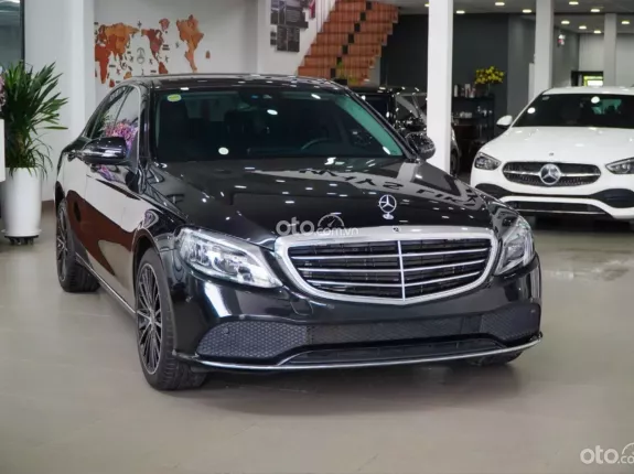 Mercedes-Benz C200 Exclusive 2021 - Black Edition siêu lướt cực đẹp