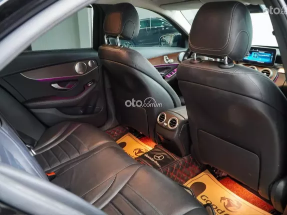 Mercedes-Benz C200 Exclusive 2021 - Black Edition siêu lướt cực đẹp