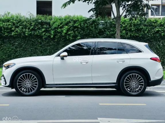 Mercedes-Benz GLC 300 4Matic V1 2023 - Đăng ký 09/2024 1 chủ cực đẹp