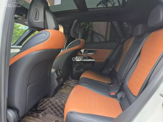 Mercedes-Benz GLC 300 4Matic V1 2023 - Đăng ký 09/2024 1 chủ cực đẹp