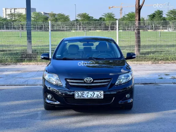 Toyota Corolla Altis 1.8G CVT 2010 - Gia đình cần bán gấp
