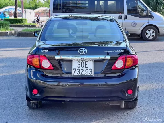 Toyota Corolla Altis 1.8G CVT 2010 - Gia đình cần bán gấp