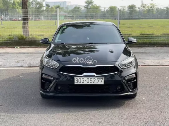 Kia Cerato 2.0 AT Premium 2019 - Gia đình cần tiền bán gấp