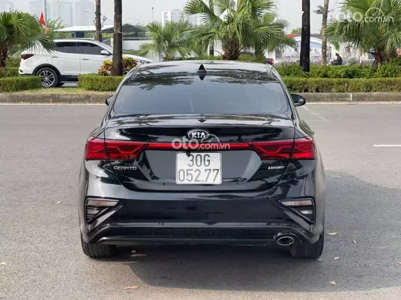 Kia Cerato 2.0 AT Premium 2019 - Gia đình cần tiền bán gấp