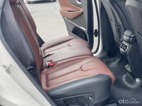 Hyundai Santa Fe 2.2 Dầu Cao cấp 2024 - New hàng mới về em trào bán ngay