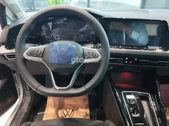 Volkswagen Golf 2024 - 🎁 Giảm thêm tiền mặt & Tặng thêm phụ kiện khi liên hệ trực tiếp! LH: 0979 753 204 Mr Thắng
