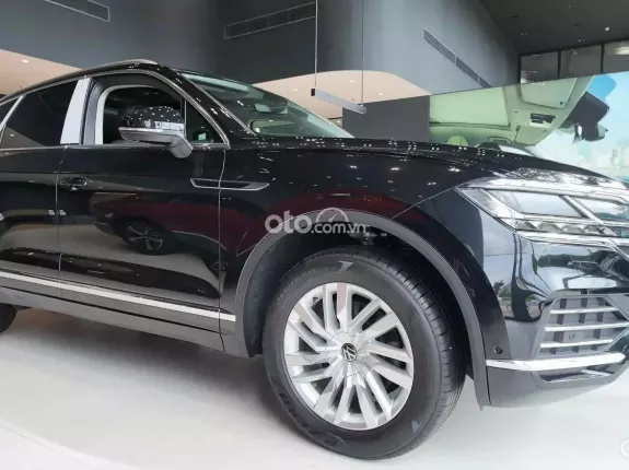 Volkswagen Touareg 2023 - 🎁 Giảm thêm tiền mặt & Tặng thêm phụ kiện khi liên hệ trực tiếp! LH: 0979 753 204 Mr Thắng