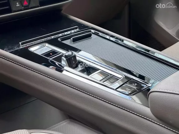 Volkswagen Viloran Luxury 2025 - 🎁 Giảm thêm tiền mặt & Tặng thêm phụ kiện khi liên hệ trực tiếp! LH: 0979 753 204 Mr Thắng