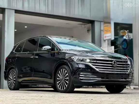 Volkswagen Viloran Luxury 2025 - 🎁 Giảm thêm tiền mặt & Tặng thêm phụ kiện khi liên hệ trực tiếp! LH: 0979 753 204 Mr Thắng