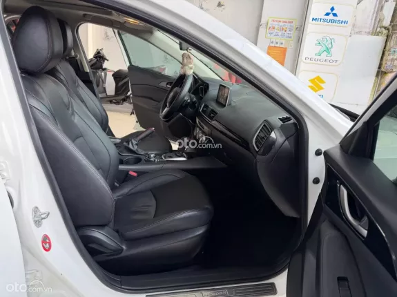 Mazda 3 1.5 Hatchback 2016 - Xe 1 chủ gốc Lâm đồng