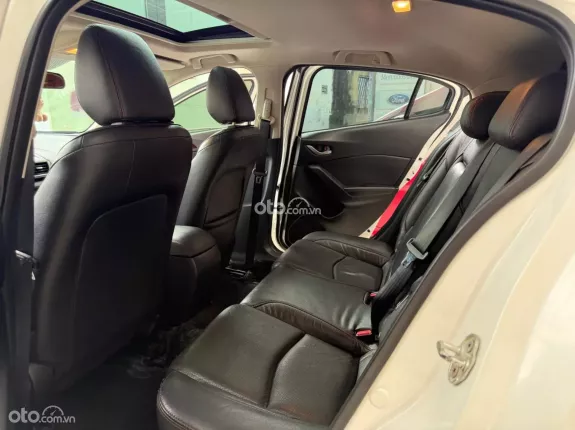 Mazda 3 1.5 Hatchback 2016 - Xe 1 chủ gốc Lâm đồng