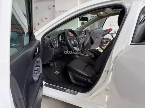 Mazda 3 1.5 Hatchback 2016 - Xe 1 chủ gốc Lâm đồng