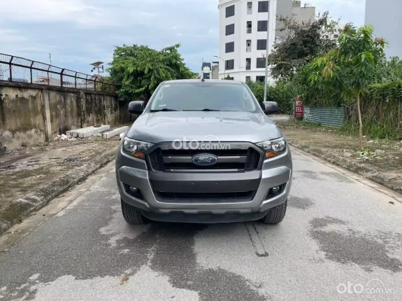 Ford Ranger XLS 2.0L 4x2 AT 2016 - Liên hệ em xem xe tại Hà Nội