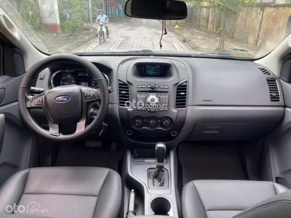 Ford Ranger XLS 2.0L 4x2 AT 2016 - Liên hệ em xem xe tại Hà Nội