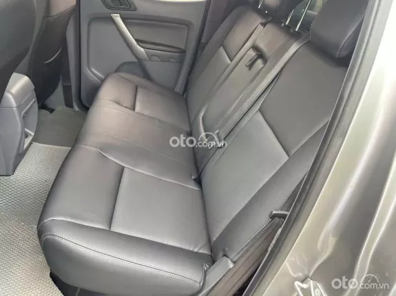 Ford Ranger XLS 2.0L 4x2 AT 2016 - Liên hệ em xem xe tại Hà Nội